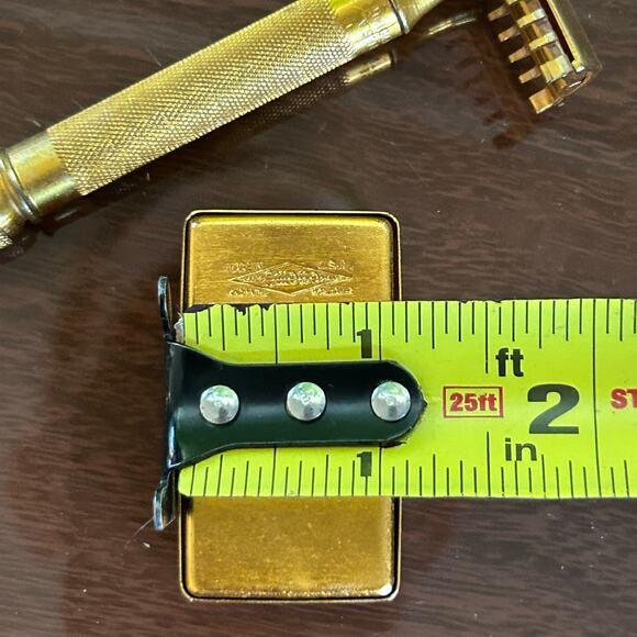 Vintage Gillette Gold Safety Razor Set w/ Blade Case & Blades - Picture 12 of 15